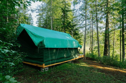 Site 1 Glamping tent: Beaver-ly Hills